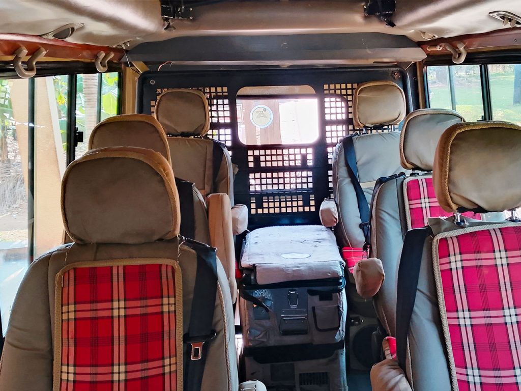 Safari-Land-Cruiser-Extended-Features-and-Specifications
