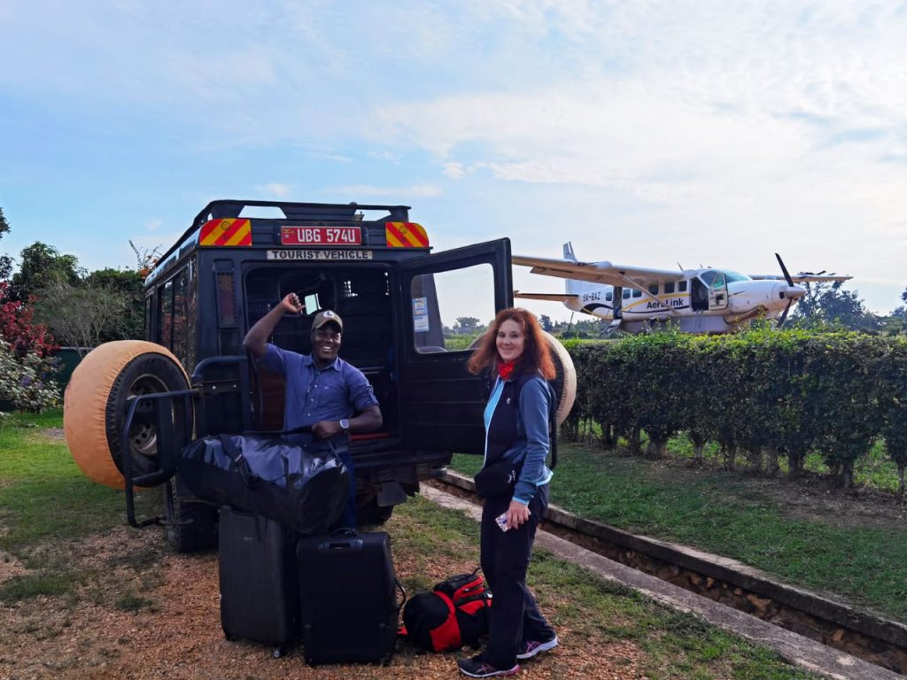 Safari-Land-Cruiser-Extended-for-Hire-with-a-Driver-in-Uganda